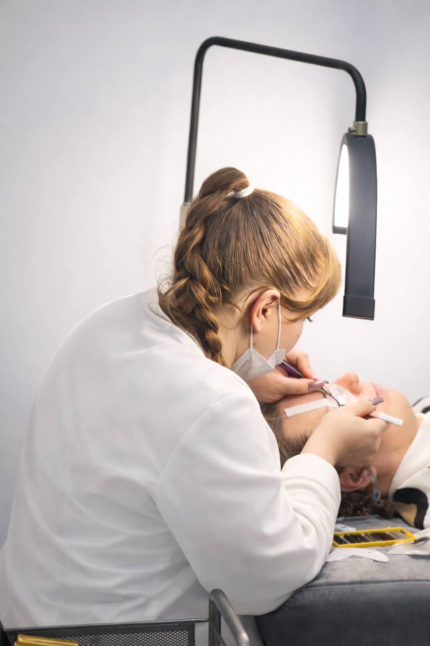 Наращивание ресниц